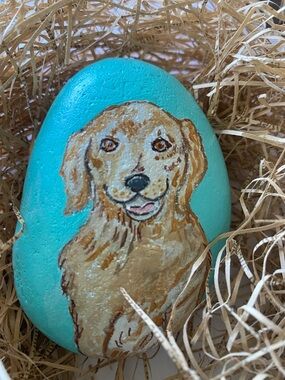 Rock Art Hand-Painted Golden Retriever on Natural Rock